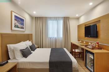 Standard com Cama Casal