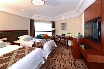 Business King Room