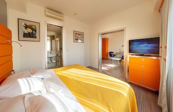 Superior Suite, City View