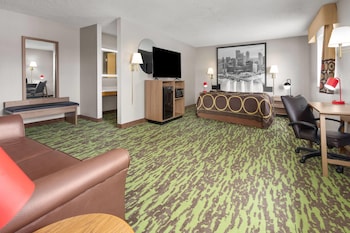 Studio Suite, 1 King Bed, Non Smoking