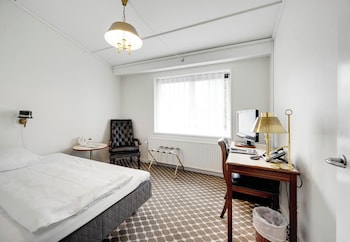 Basic Single Room