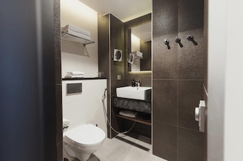 Deluxe Room, 1 King Bed with Sofa bed, Non Smoking