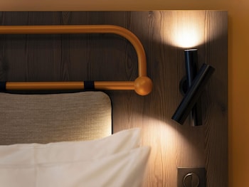 Deluxe Room, 1 King Bed