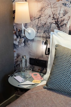Cocoon Room
