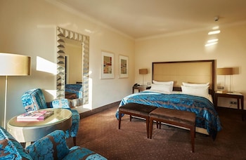 Deluxe Double Room, 1 King Bed, Balcony