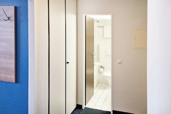 Suite, 1 Bedroom, Kitchen, Garden View