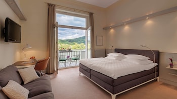 Deluxe Room, 1 Queen Bed, Balcony, River View