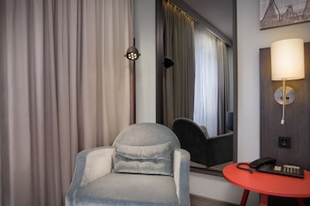 Standard Room, 2 Twin Beds (with Extra Bed)
