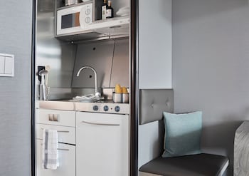 Business Plus Double Apartment, Balcony (Long Stay)