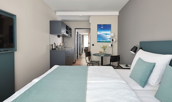 Deluxe Double Apartment (Long Stay)