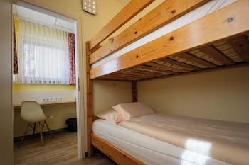 Standard Apartment, Multiple Beds (Cozy Sitting Corner)
