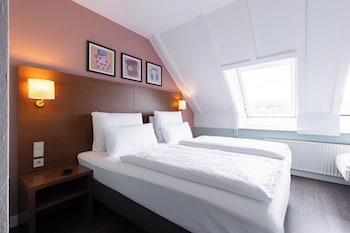 Standard Room, 3 Twin Beds