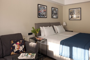 Superior Triple Room, City View
