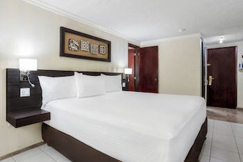 Suite, 1 King Bed