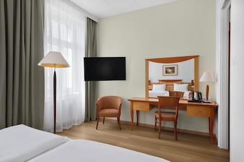Premium Double or Twin Room (with AC)