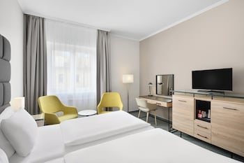 Superior Double or Twin Room (with AC)