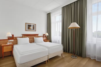 Premium Double or Twin Room (with AC)