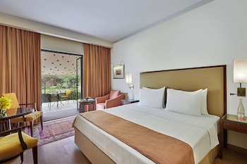 Premier Room, Patio, Garden View