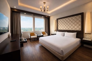 Superior Room, 1 King Bed
