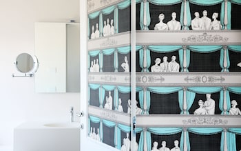 Junior Suite (Teatro)