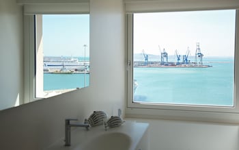 Junior Suite (Teatro)