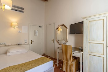 Classic Single Room, 1 Large Twin Bed