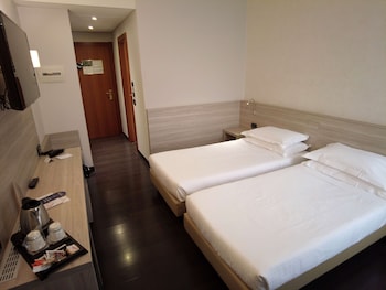 Family Room, Multiple Beds, Connecting Rooms