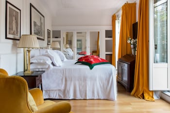 Deluxe Double Room, Balcony, City View