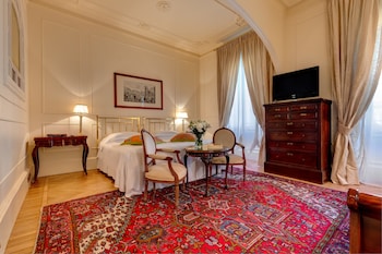 Grand Room (Deluxe)