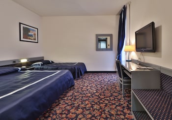 Economy Triple Room