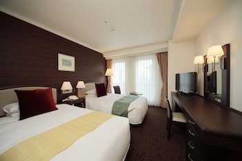 Standard Twin Room with City View Non Smoking