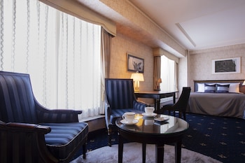 Classic Grand Double Room, Non Smoking - Single Use
