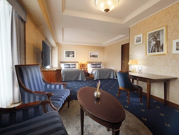 Classic Luxury Twin Room for 3 people, Non Smoking