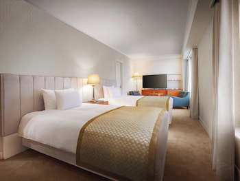 36 sqm Deluxe Twin Room, Non Smoking