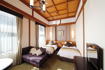Deluxe Modern Room, Non Smoking (Main Building)