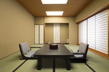 [Non-Smoking] Japanese Style Room (54sqm) (For 4 People)