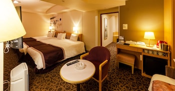 Deluxe Twin Room, Smoking (High Floor)