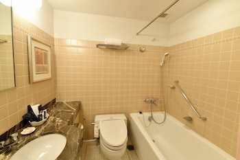 Single Room, Main Building