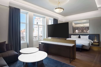 Suite, Balcony (Astorija, Old Town View)