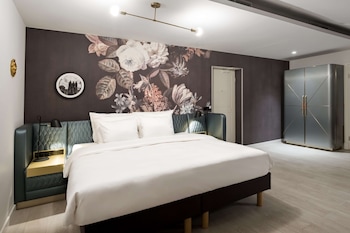 Premium Room (Collection)
