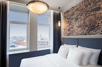 Superior Room (Collection)