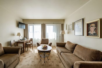 Suite, 1 King Bed, Non Smoking, Sauna