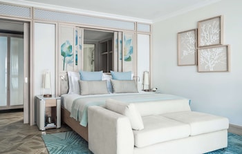 Beach Front Balcony Suite