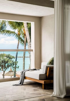 Beach Front Balcony Suite