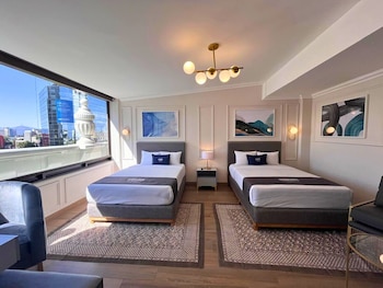 Deluxe Quadruple Room