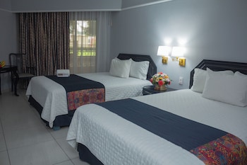 Superior Room, 2 Queen Beds