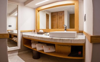 Superior Deluxe with Jacuzzi