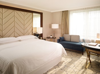 Classic Room, 1 King Bed