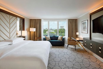 Premium Room, 1 King Bed