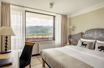 Deluxe Double Room, Balcony, Mountain View